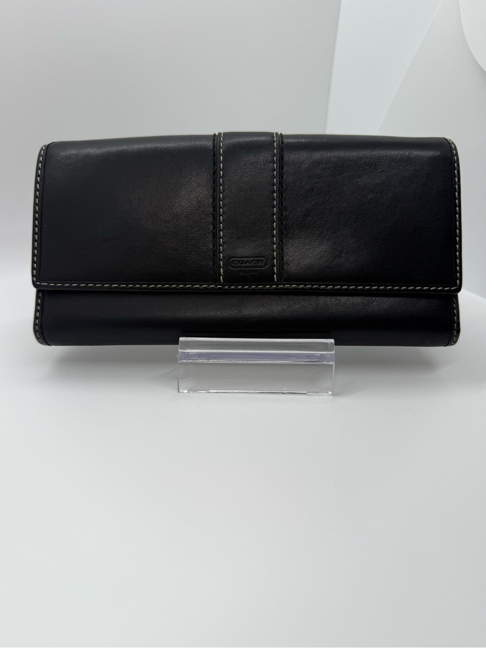 Coach Legacy Black Leather Wallet Lavender Interior - Picture 3 of 15